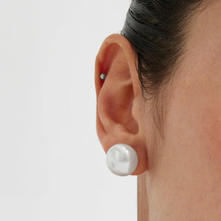 Pendientes de Plata de Ley 925 con Perla Blanca acabados en rodio - Nandi-blanco