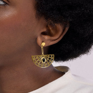 Pendientes de Onix acabados en oro amarillo 18K- Tawa-negro