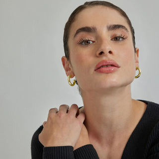 Pendientes de 13mm de diámetro acabado Oro Amarillo de 18K - Shiwa-amarillo