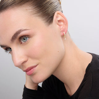 Pendientes acabado oro amarillo de 18k y Circonita Brillante - Laade-blanco
