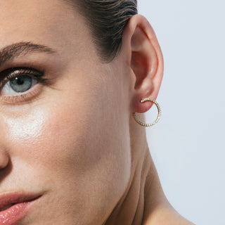 Pendientes acabado en oro amarillo 18k - Yona-blanco