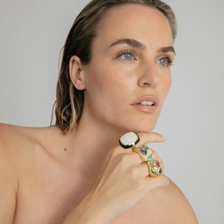 Anillo de Cuarzo Hidrotermal Multicolor acabado en oro amarillo de 18k - Ferio-amarillo
