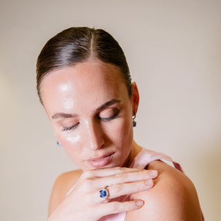 Anillo de Circonita Tanzanita acabado en rodio - Kada-azul