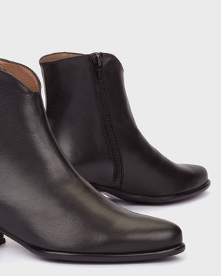 Botines FEI 01 Negros