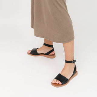 Black Leather Flat Sandals with Buckle Up